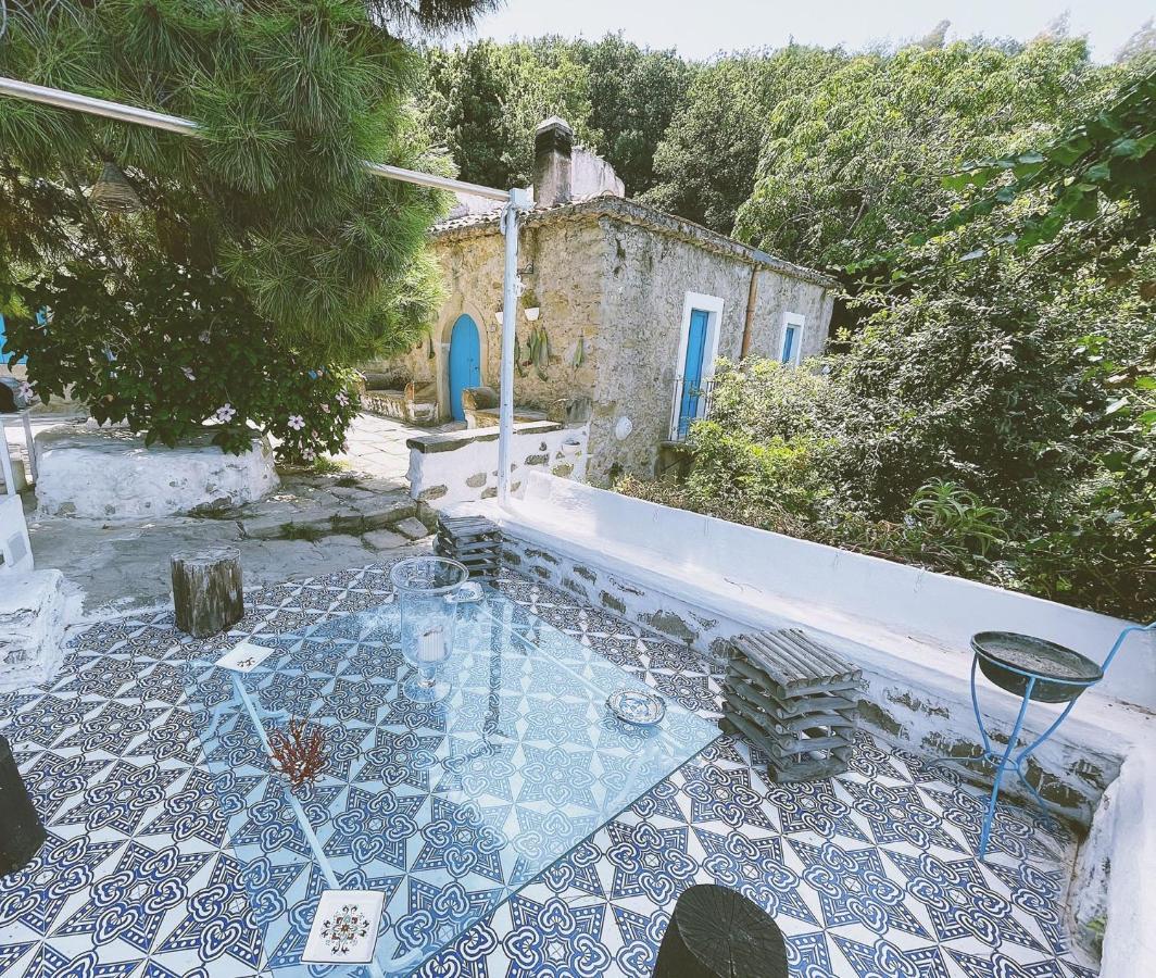 Bed and Breakfast La Casa Del Nespolo Capo dʼOrlando Exterior foto